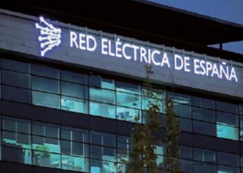 Fachada del edificio de la Red Eléctrica de España. / E.A.
