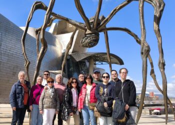 Excursión de la rondalla a Bilbao / JUAN CRUZ