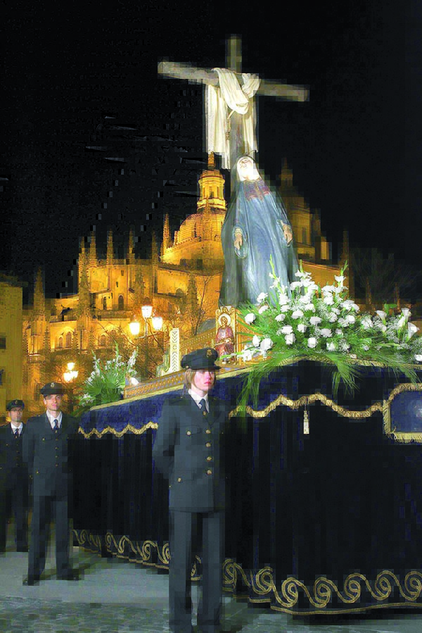 Nuestra Señora de la Soledad al Pie de la Cruz