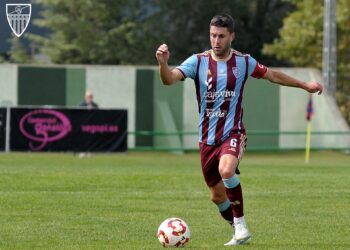 Manu Olmedilla durante un partido de la última temporada.