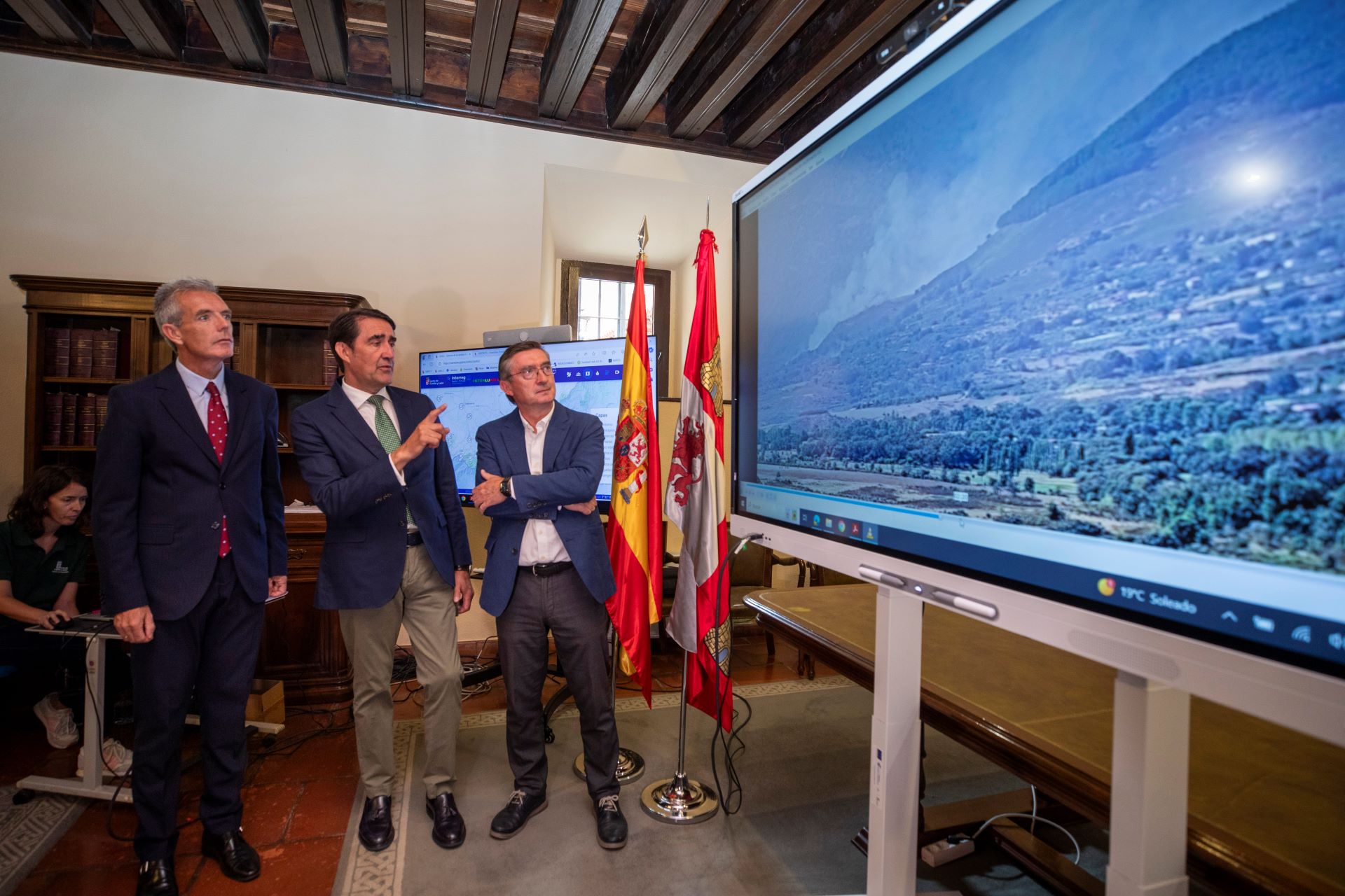 Más medios, más prevención y un operativo reforzado contra incendios 2 02 1W 1