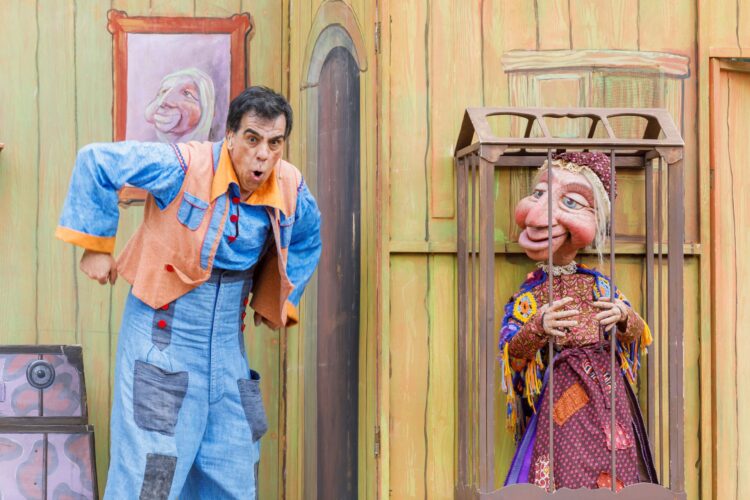 Espectáculo ‘El espantapájaros fantasma’, de la compañía ‘Teatro Mutis’ (FOTO: NACHO VALVERDE / ICAL)