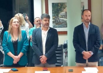 Los tres concejales de Municipio Unido durante el último pleno el Palazuelos de Eresma.