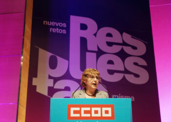 Ana Fernández sustituye a Vicente Andrés al frente del sindicato en la Comunidad. / Rubén Cacho