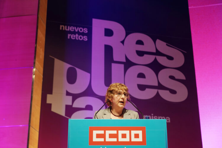 Ana Fernández sustituye a Vicente Andrés al frente del sindicato en la Comunidad. / Rubén Cacho