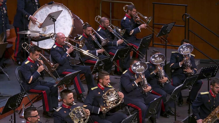 El Orfeón de las Fuerzas Armadas actúa este sábado en las Cortes 1 El repertorio del Orfeón de Veteranos de las Fuerzas Armadas y la Guardia Civil incluye clásicos como “La Bejarana” o “Va pensiero”.