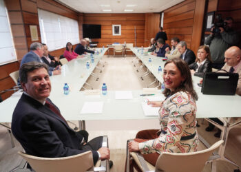 Reunión con los representantes de las 16 D. O. vitivinícolas de la Comunidad. / Rubén Cacho