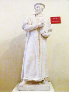 Tras el escultor Florentino Trapero 2 Modelo en escayola del monumento a Andrés Laguna.