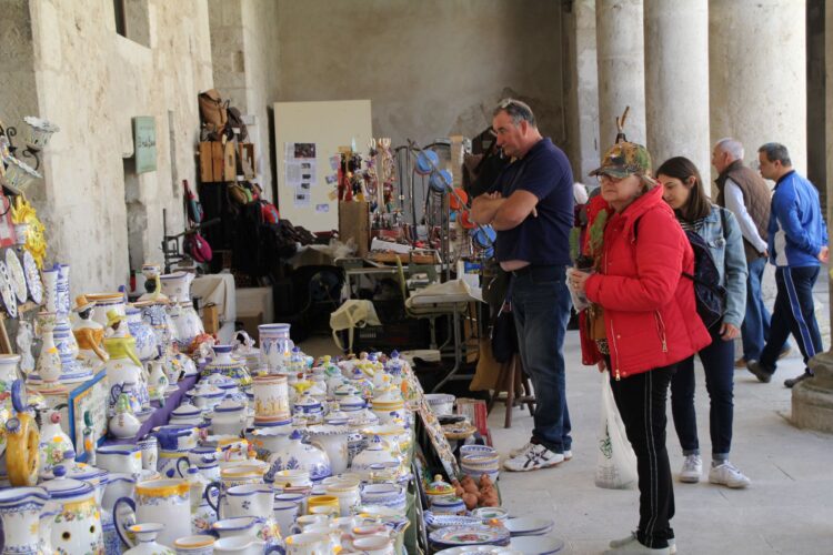 Una decena de fiestas y ferias para el primer fin de semana de mayo 1 Feria de Cuéllar en un año anterior.