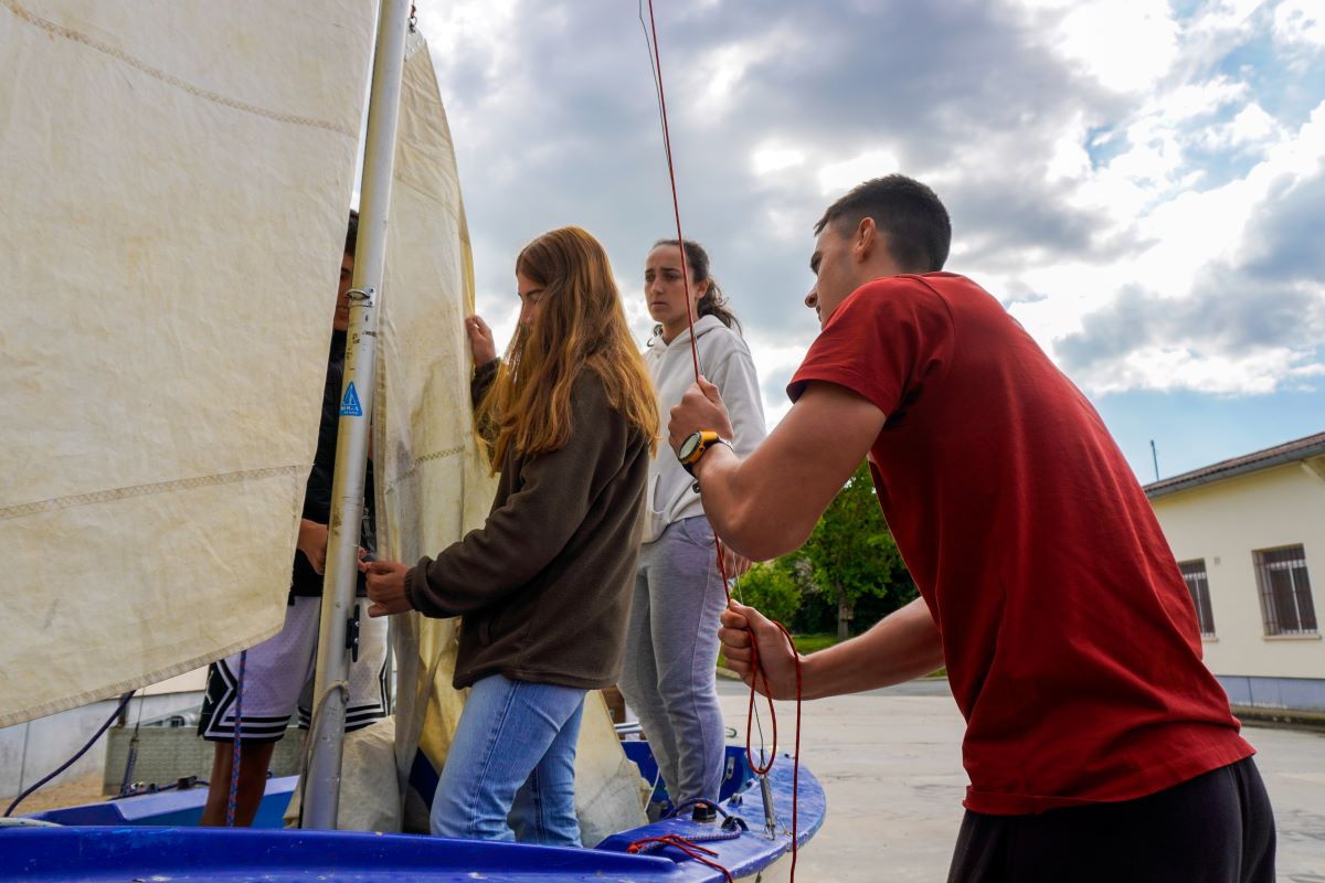 C.I.F.P “Escuela de Capacitación y Experiencias Agrarias”, un centro para el futuro 6 Estudios de técnico de Medio Natural y Tiempo Libre.