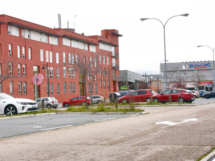 Plaza Bécquer, en el barrio de Nueva Segovia. / A.M.