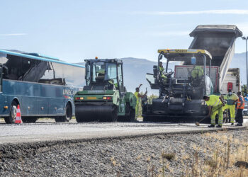 Trabajos de reparación de firme. / KAMARERO
