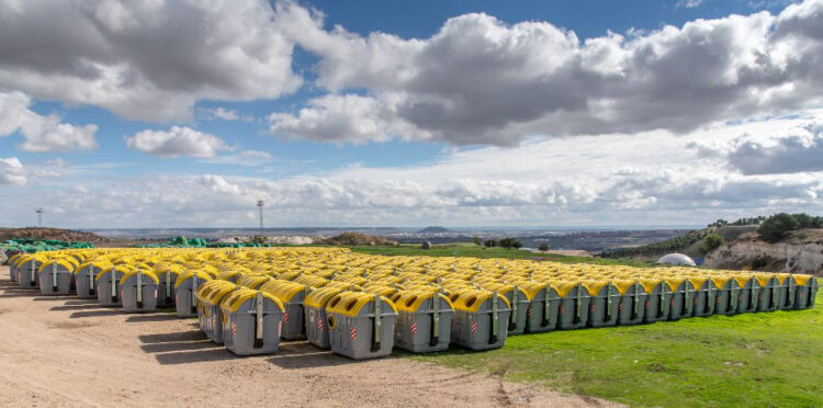 Cae una banda de tráfico internacional de residuos plásticos 1 (Foto de archivo) La operación "Finoplast" se salda con cinco detenidos.