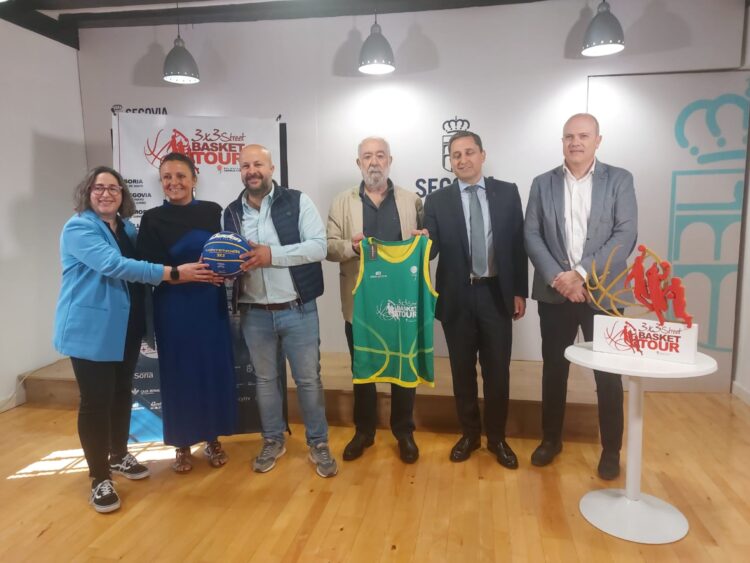 Presentación del 3x3 Street Basket Tour en Segovia.