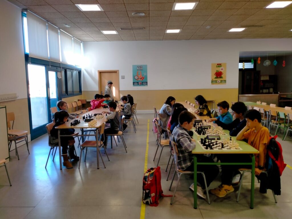 El deporte escolar inunda Segovia este fin de semana 2 El ajedrez se disputará en el Centro Cívico de Nueva Segovia.