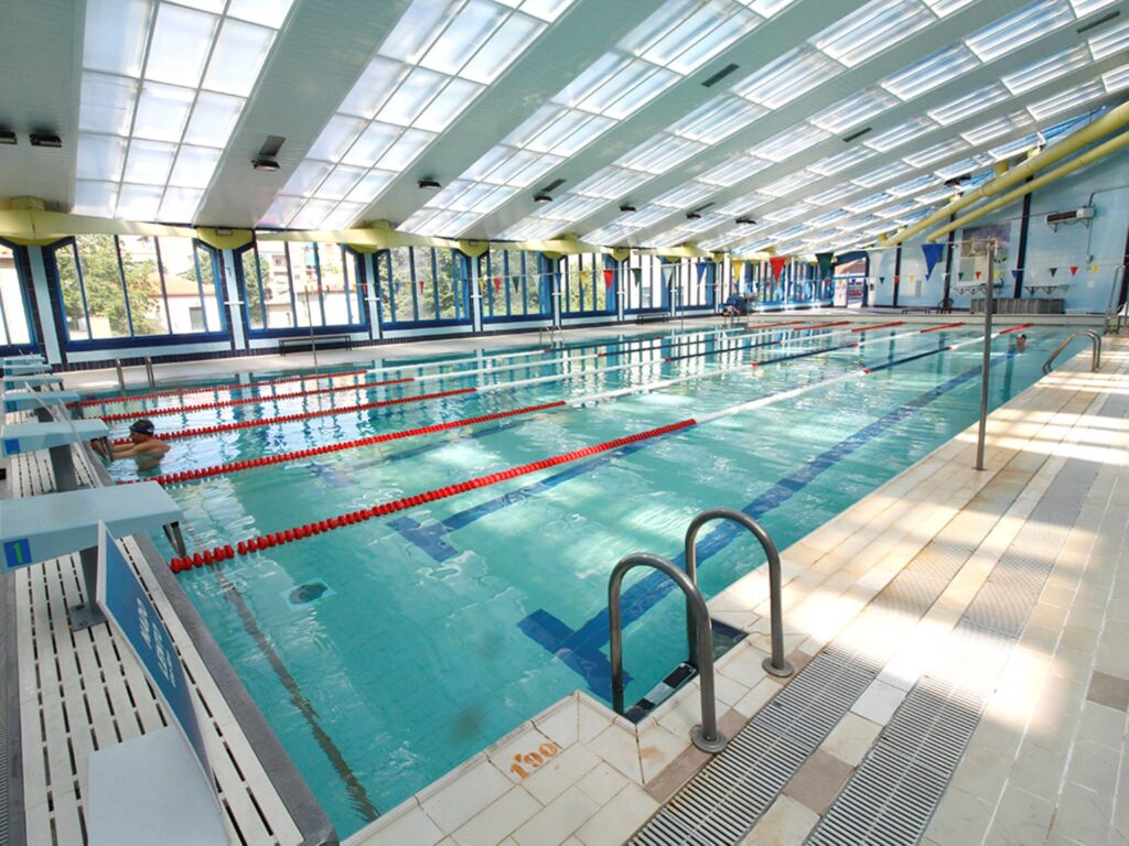 La piscina municipal climatizada ‘José Carlos Casado’ acogerá el evento.