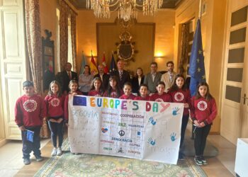 Foto de grupo durante la celebración. /AYUNTAMIENTO DE SEGOVIA