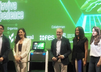 Congreso ‘IA Caja Viva Experience’, en el Campus María Zambrano de Segovia. / DAVID EDUARDO CORONA