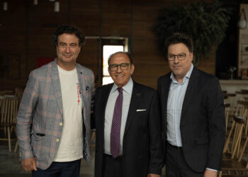Pepe Rodríguez, José María Ruiz y Carlos Álvaro, durante la presentación del libro. / GASTRONOMÍA JOSÉ MARÍA