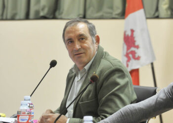 Julián Agulla, durante un acto de la Peña 'El Espontáneo' de Segovia. / KAMARERO