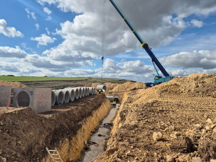 Más de cuatro millones para construir una EDAR y un tanque de tormentas en Los Hitales 1 Intervención del proyecto de Los Hitales, en Bernuy de Porreros. / JCYL