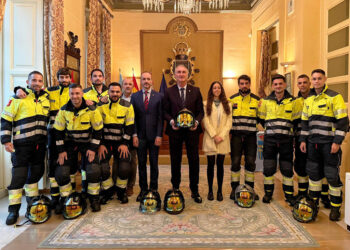 Acto de la toma de posesión de los nuevos bomberos del Ayuntamiento de Segovia. / EL ADELANTADO
