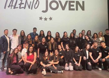 Voluntarios de la gala. / Eire Seara Abadín