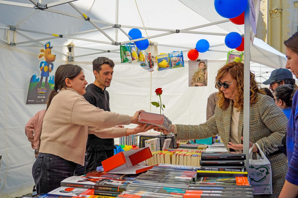 Feria del Día del Libro en Segovia. Héctor Criado.