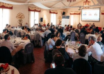 Instantes de la Cumbre CEO en ediciones anteriores / CLUB CEO