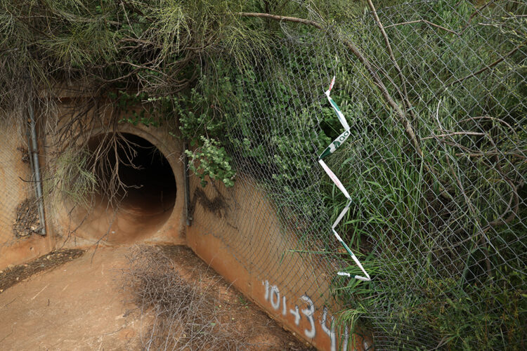 Lugar donde se robó el cobre en la línea Madrid- Sevilla. Los cortes y robos de cable se han producido en cuatro puntos diferentes de los municipios de Los Yébenes y Manzaneque.