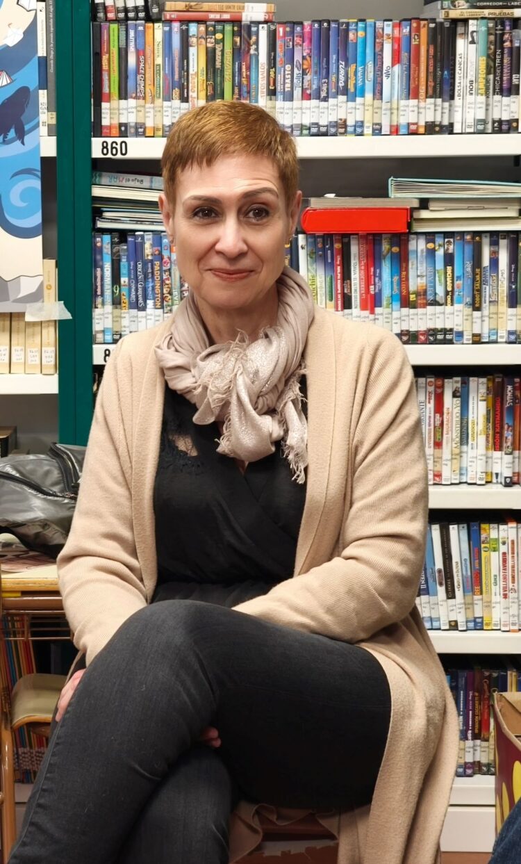 Carmen García Rodríguez presenta su obra literaria en Fuentepelayo 1 Instantes de la presentación de la obra de Carmen García / JUAN CRUZ