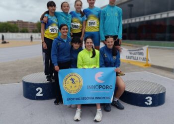 La delegación del Sporting Segovia durante la cita en Valladolid./SPORTING SEGOVIA