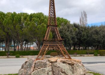 La nueva Torre Eiffel./JUAN CRUZ