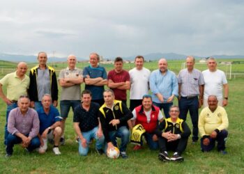 Componentes y exjugadores del CF Valseca, en El Tejón/A.P