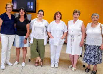 Foto de grupo tras la charla / LORDES MATARRANZ