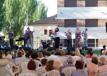 Un momento de la actuación de Freefolk en Valverde./ E.A.