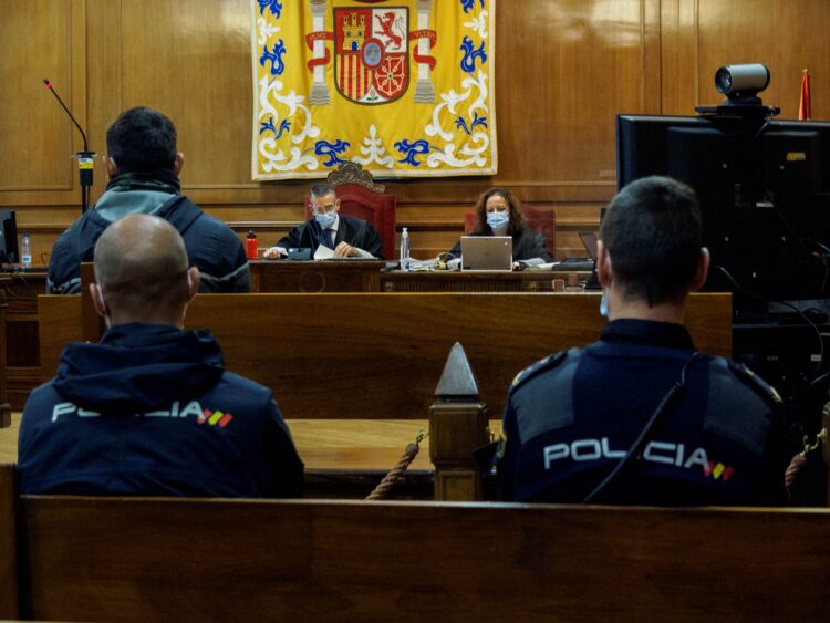 Condenadas dos personas por estafar más de un millón de euros 1 Audiencia Provincial de Segovia en un pasado juicio por estafa./ E.A.