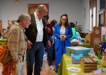 Inauguración exposición Aulas de Manualidades Sotosalbos. / DIPUTACIÓN