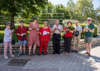 Participantes en el homenaje. / HÉCTOR CRIADO