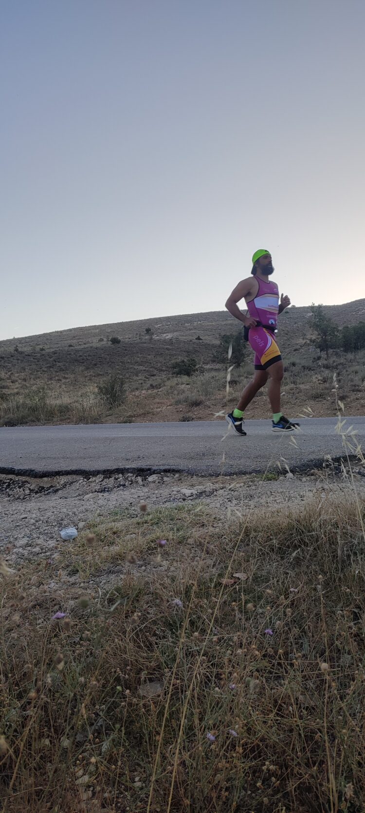 Instantes del reto ‘Del 1K al 42K’ llevado a cabo por Rubén Rodríguez / RUBÉN RODRÍGUEZ