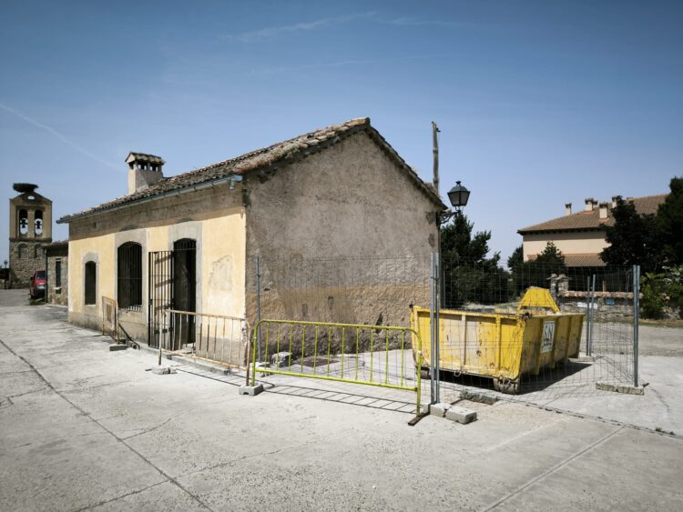 Comienzan las obras de rehabilitación de la Casa Barrio en Cabanillas del Monte 1 Casa Barrio en Cabanillas / AYTO. DE TORRECABALLEROS