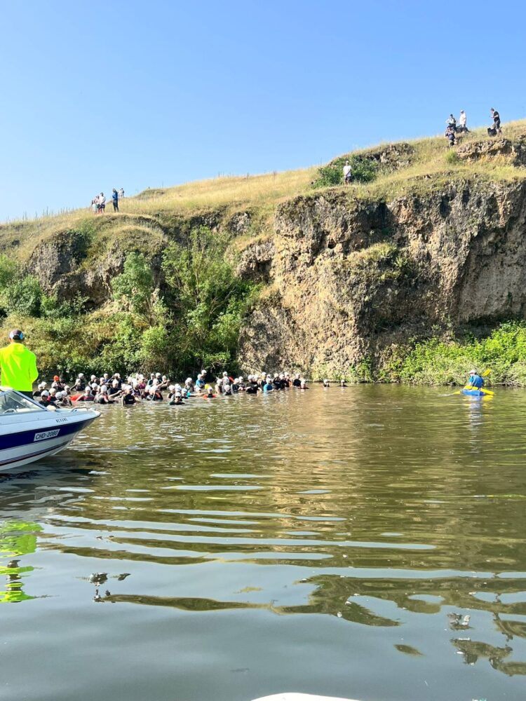 Épica segunda Travesía a Nado Hoces del Duratón 1 Momento de la salida de la II Travesía a Nado Hoces del Duratón.