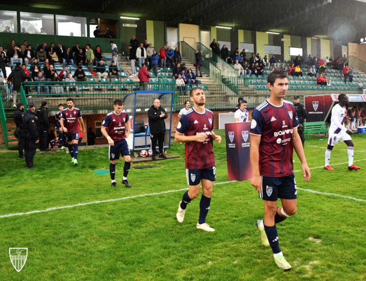 Y ahora, ¿qué le espera a la Segoviana en Segunda RFEF? 1 Gimnástica Segoviana y Numancia se enfrentaron la temporada anterior en Segunda RFEF (FOTO: JUAN MARTÍN-G. SEGOVIANA)
