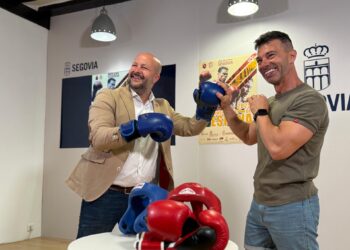 Jesús Garrido y Juan Carlos García durante la presentación del Campeonato de España Élite de Boxeo.