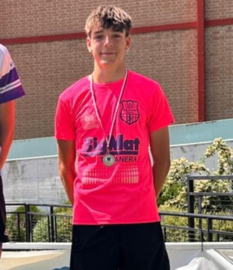 Gran actuación del CAS-Ciudad de Segovia en el Trofeo Antonio Prieto 1 Gonzálo Gómez, medallista de bronce sub-18.