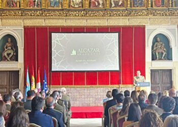 Momento de la celebración del acto en la Sala de Reyes.