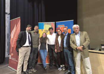 JORNADA-PERIDISMO-EN-LO-GLOBAL-EN-EL-CAMPUS-