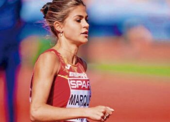 La atleta segoviana Águeda Marqués participa en la campaña. / RFEA
