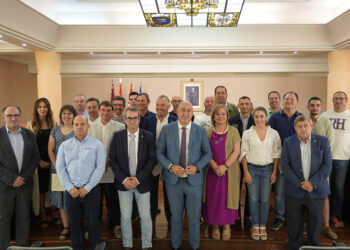 Toma de posesión de capataces y sargentos. / DIPUTACIÓN