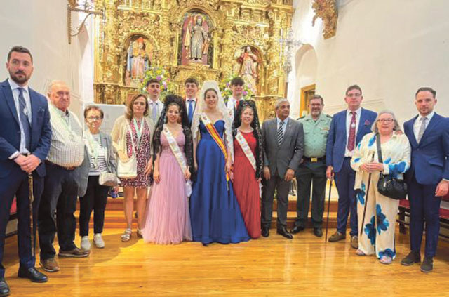 Excelente implicación vecinal en Navas de Oro para festejar San Antonio de Padua. FOTOS: AYUNTAMIENTO NAVAS DE ORO
